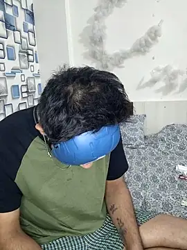 Dark Chocoxxx online show from November 2, 2025, 4:01 pm