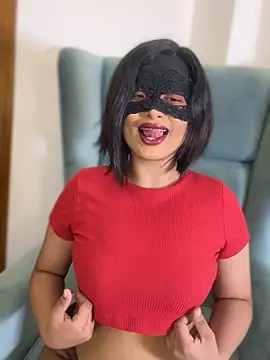 Eleena AND Tyler online show from November 10, 2025, 7:35 am