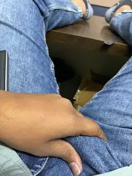 kartik 12098 online show from February 14, 2026, 9:20 am