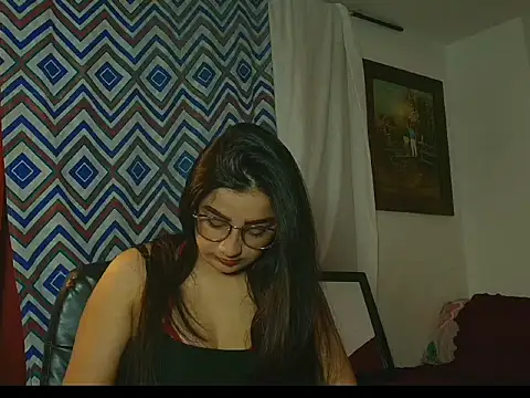 Charlotte Richardson online show from October 4, 2025, 7:04 pm