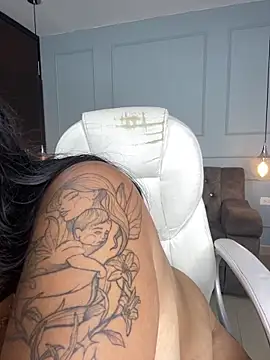 Snapshot of Rose_monroee chatting on February 13, 2026, 8:20 pm Rose monroee online show from February 13, 2026, 8:20 pm