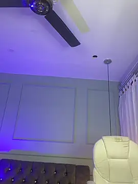 Snapshot of Rose_monroee chatting on February 27, 2026, 8:19 pm Rose monroee online show from February 27, 2026, 8:19 pm