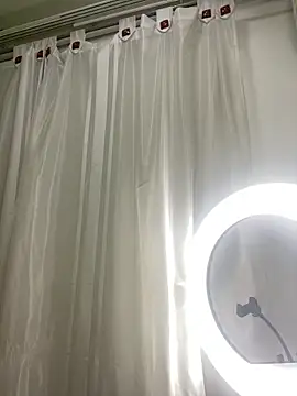 Snapshot of Rose_monroee chatting on March 2, 2026, 7:43 pm Rose monroee online show from March 2, 2026, 7:43 pm