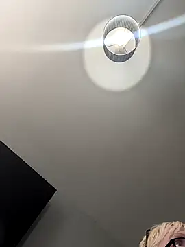 Playful MILF Demi online show from October 16, 2025, 11:40 am