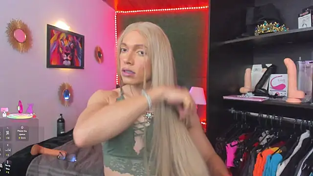 jess69jones online show from October 9, 2025, 4:24 am