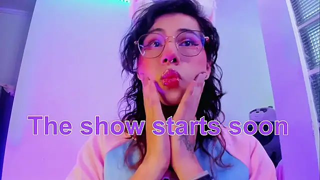 Sweet-SharoKitty online show from November 13, 2025, 6:34 pm