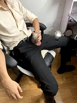 Wuza-H online show from November 11, 2025, 6:47 pm