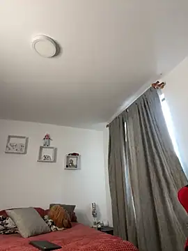 Ezzio Scolaro online show from November 27, 2025, 12:27 pm