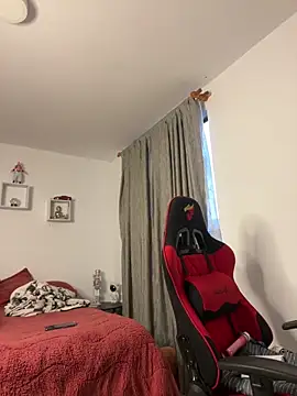 Ezzio Scolaro online show from February 6, 2026, 12:01 pm