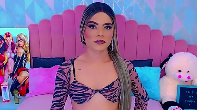 miss dania75 online show from November 30, 2025, 5:14 pm