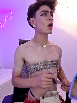 Sam Clark online show from November 15, 2025, 2:15 am