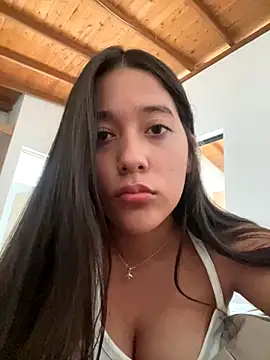 Nhefertary online show from October 31, 2025, 3:19 pm