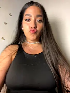 Nhefertary online show from October 19, 2025, 11:29 pm