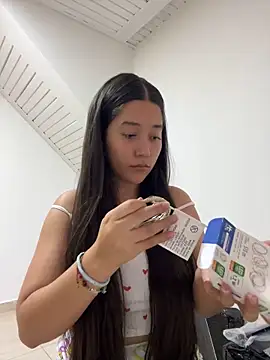 Nhefertary online show from November 27, 2025, 8:09 pm