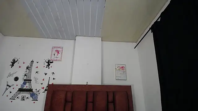 Snapshot of vauroraper chatting on November 18, 2025, 11:59 pm vauroraper online show from November 18, 2025, 11:59 pm