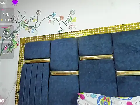 Snapshot of vauroraper chatting on October 22, 2025, 1:38 am vauroraper online show from October 22, 2025, 1:38 am