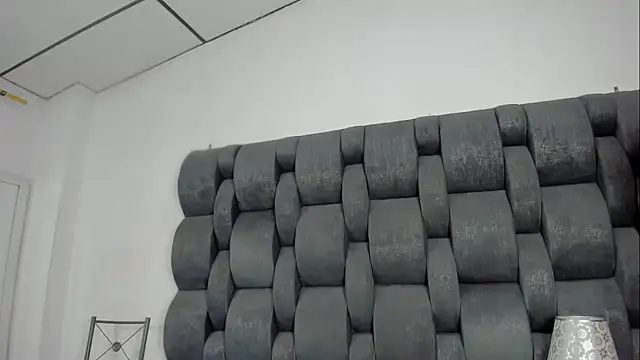 Snapshot of vauroraper chatting on October 15, 2025, 1:15 am vauroraper online show from October 15, 2025, 1:15 am