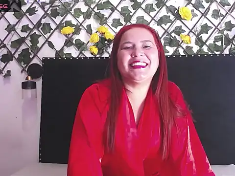 Snapshot of vauroraper chatting on October 5, 2025, 2:35 am vauroraper online show from October 5, 2025, 2:35 am