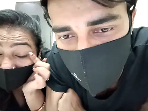 Snapshot of horny_milf_couple chatting on October 25, 2025, 5:57 pm horny milf couple online show from October 25, 2025, 5:57 pm