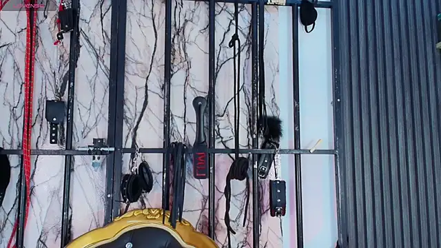 emili bdsm online show from November 8, 2025, 12:20 pm