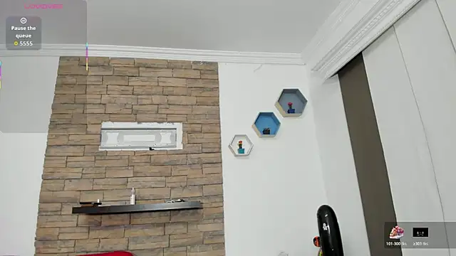 jilary  clinton online show from October 21, 2025, 12:15 pm