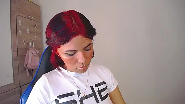 AAfrodithaa online show from October 18, 2025, 10:23 pm