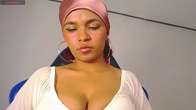 AAfrodithaa online show from October 24, 2025, 12:09 am