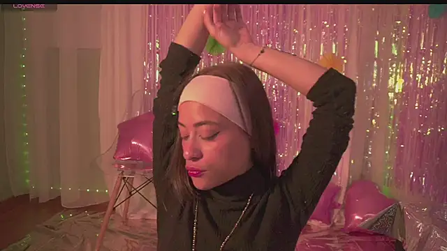  issy online show from January 10, 2026, 7:36 am