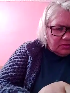 LusiyaGold5 online show from October 11, 2025, 6:42 pm