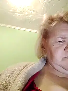 LusiyaGold5 online show from November 30, 2025, 9:48 pm