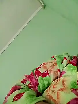 LusiyaGold5 online show from November 24, 2025, 8:36 am