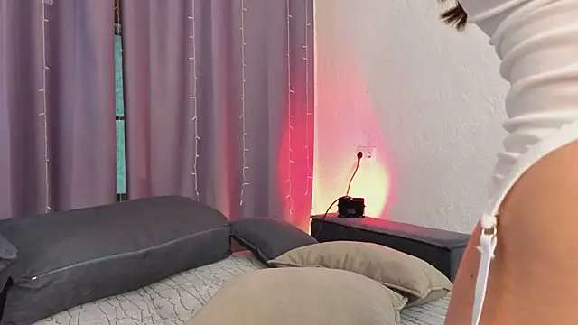 Madison Golden online show from October 6, 2025, 12:28 pm