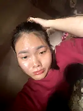 Snapshot of Beautiful-light22 chatting on October 16, 2025, 8:11 am Beautiful-light22 online show from October 16, 2025, 8:11 am