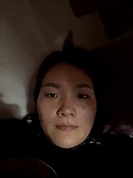 Snapshot of Beautiful-light22 chatting on October 8, 2025, 5:42 am Beautiful-light22 online show from October 8, 2025, 5:42 am