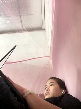 Snapshot of Beautiful-light22 chatting on October 7, 2025, 12:17 pm Beautiful-light22 online show from October 7, 2025, 12:17 pm