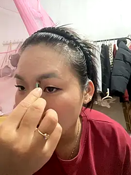 Snapshot of Beautiful-light22 chatting on October 30, 2025, 8:12 am Beautiful-light22 online show from October 30, 2025, 8:12 am