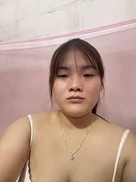 Snapshot of Beautiful-light22 chatting on November 10, 2025, 6:02 pm Beautiful-light22 online show from November 10, 2025, 6:02 pm