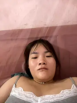 Snapshot of Beautiful-light22 chatting on October 21, 2025, 11:59 pm Beautiful-light22 online show from October 21, 2025, 11:59 pm