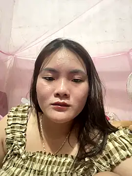 Snapshot of Beautiful-light22 chatting on November 17, 2025, 5:06 pm Beautiful-light22 online show from November 17, 2025, 5:06 pm