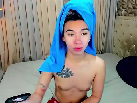 Yourdreamgoddess online show from April 19, 2026, 4:46 am