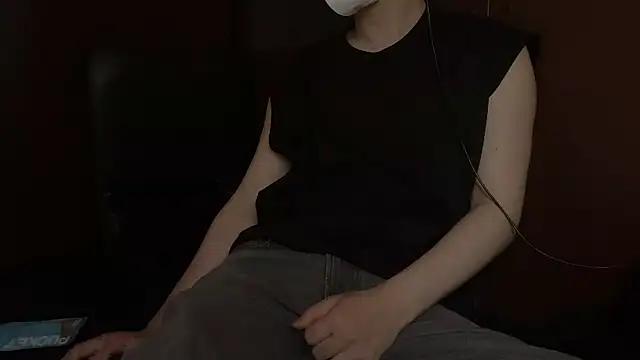 Snapshot of JinVelvet chatting on October 5, 2025, 5:47 pm JinVelvet online show from October 5, 2025, 5:47 pm