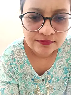 Snapshot of Couple_hardfucking chatting on October 12, 2025, 4:14 am Couple hardfucking online show from October 12, 2025, 4:14 am