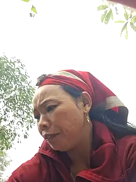 miomio-12 online show from November 6, 2025, 12:47 am