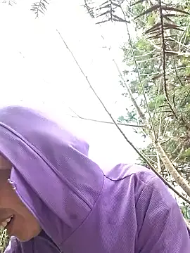 miomio-12 online show from October 22, 2025, 1:05 am