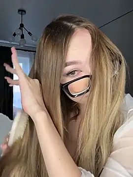 DianaRizz online show from October 9, 2025, 11:33 am