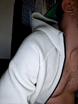 tntntm777 online show from October 9, 2025, 7:25 pm