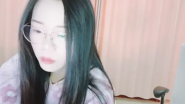 CCOO520 online show from October 20, 2025, 5:09 am