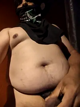 IncomingEssence478 online show from April 13, 2026, 2:48 am