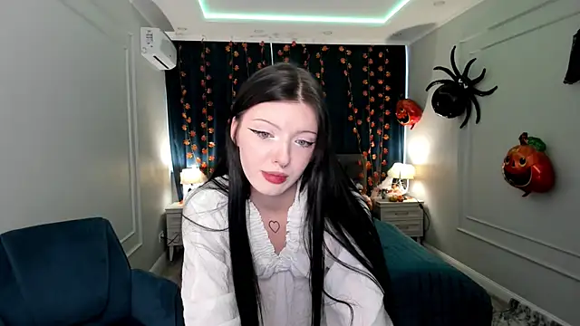 RoxyHopper online show from October 25, 2025, 4:55 am