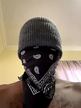 Bandana-Lad online show from November 15, 2025, 8:29 am